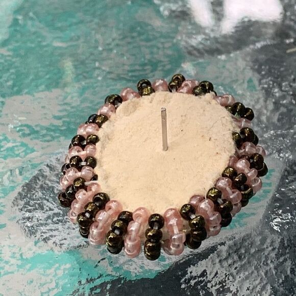 Vtg natural rose Quartz cab with pink and ab green glass beads round pierced - Picture 11 of 12